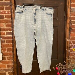 Old Navy Men's Relaxed Light Denim Jeans